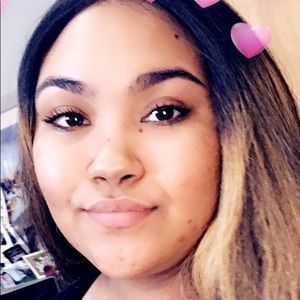 Meet your Posher, Lianna